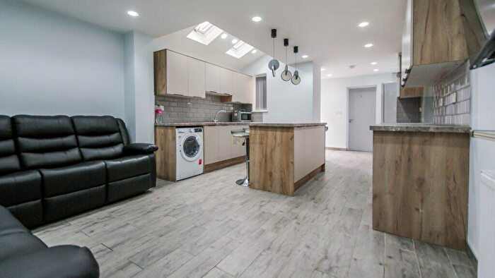 6 Bedroom Property To Rent In Hubert Road, Selly Oak, Birmingham, B29