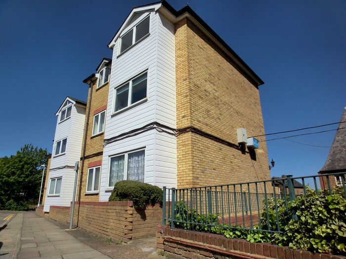1 Bedroom Apartment To Rent In Clifton Road, Gravesend, DA11