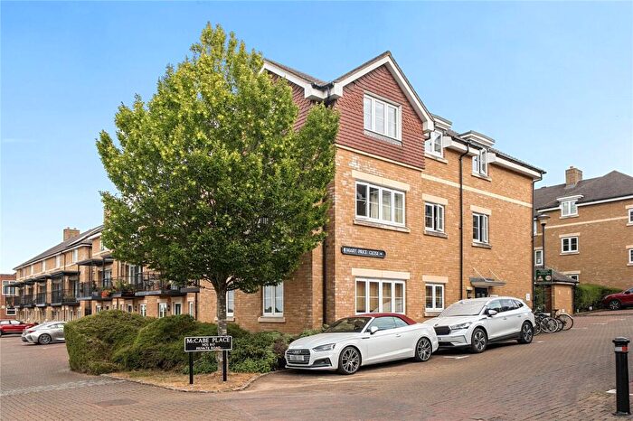 2 Bedroom Apartment For Sale In McCabe Place, Headington, Oxford, OX3