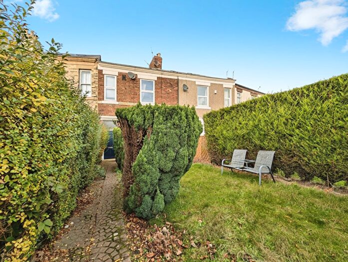 2 Bedroom Flat For Sale In Salters Road, Newcastle Upon Tyne, Tyne And Wear, NE3