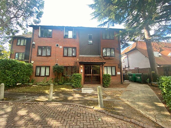 Studio To Rent In Acorn Grove, Hayes, UB3