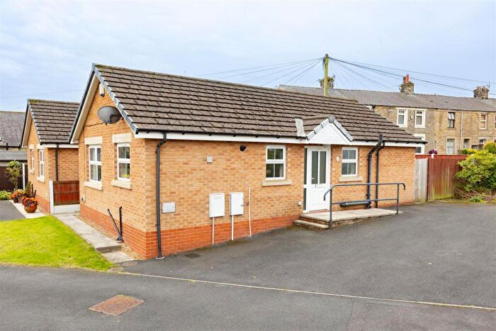 2 Bedroom Detached Bungalow For Sale In Crumpax Meadows, Preston, PR3