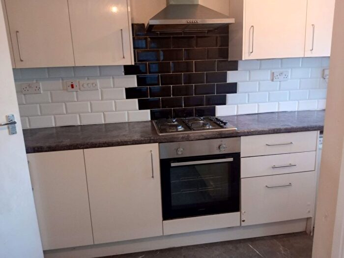 3 Bedroom Terraced House To Rent In Ley Street, Ilford, IG1