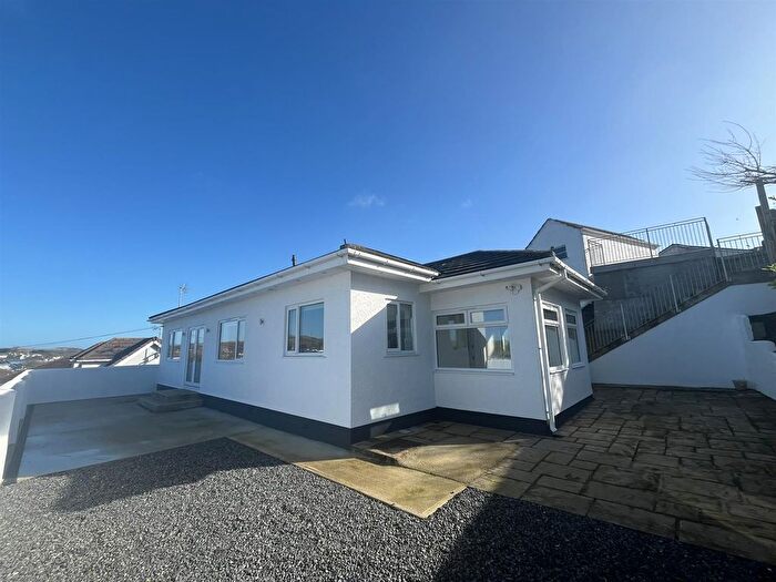 3 Bedroom Detached Bungalow To Rent In Egloshayle Road, Hayle, TR27