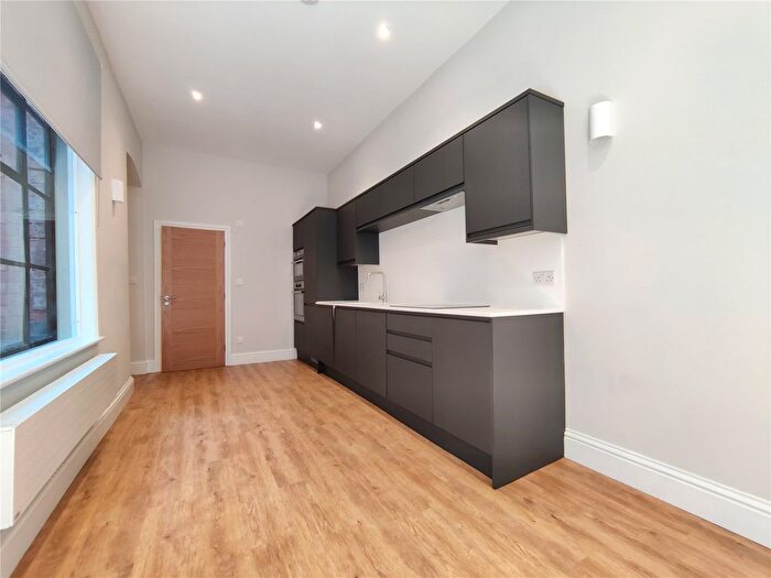 2 Bedroom Flat To Rent In Tenby Street North, Birmingham, Birmingham, B1