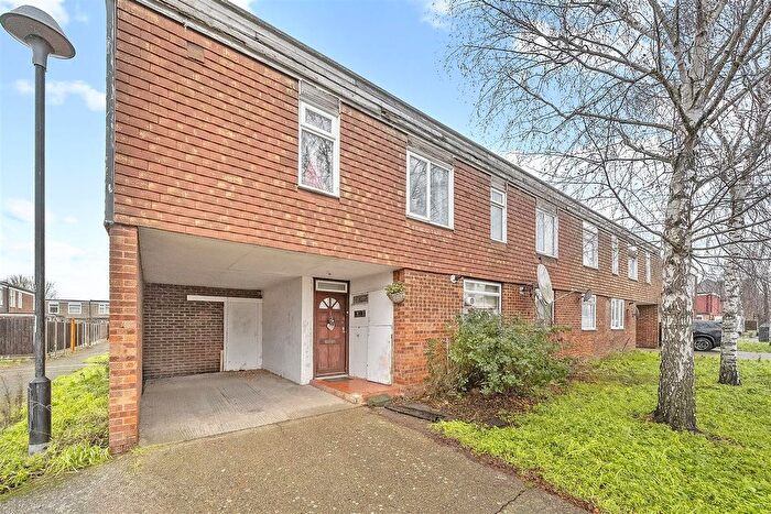 3 Bedroom Property For Sale In Burnside Avenue, Chingford, E4