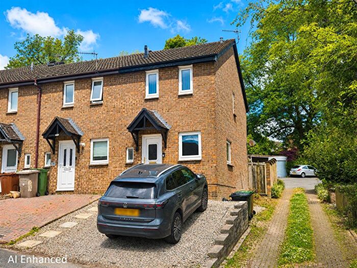 2 Bedroom End Of Terrace House For Sale In Lavington Close, Plympton, Plymouth, PL7