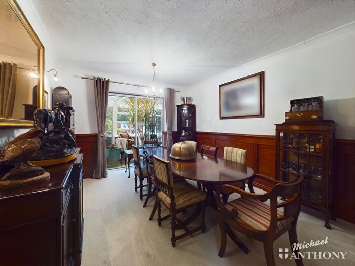 5 Bedroom Detached House For Sale In North End Road, Quainton, Aylesbury, HP22