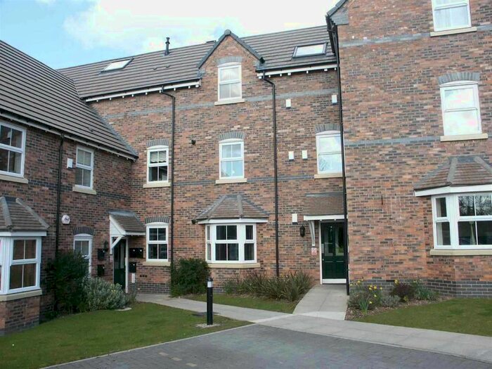 2 Bedroom Flat To Rent In The Crossings, Stone, ST15