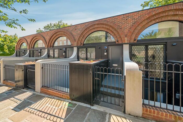 4 Bedroom House To Rent In Highgate Road London, NW5