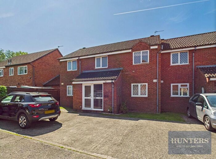1 Bedroom Flat To Rent In Welwyn Mews, Up Hatherley, Cheltenham, GL51