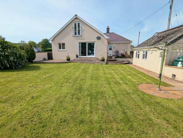 5 Bedroom Detached Bungalow For Sale In Cothi Bridge, Carmarthen, Carmarthenshire., SA32