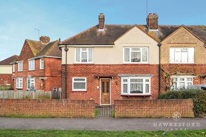 3 Bedroom Semi Detached House For Sale In South Avenue, Sittingbourne, ME10