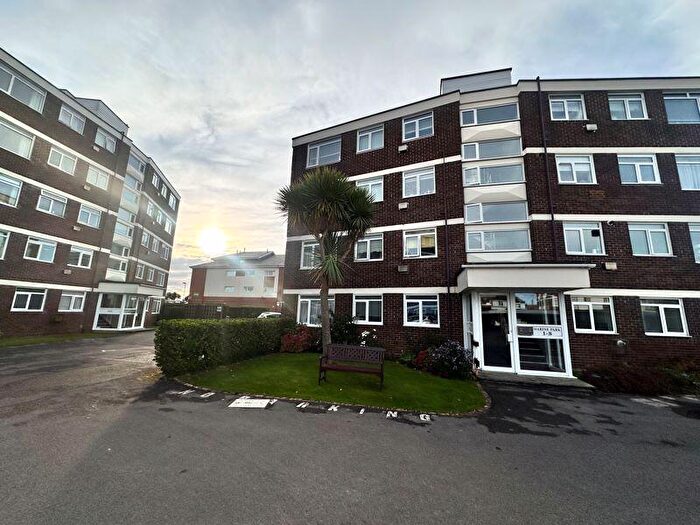 2 Bedroom Flat To Rent In Nyewood Lane, Bognor Regis, PO21
