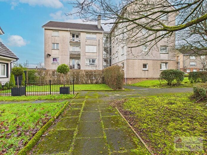 3 Bedroom Flat For Sale In Ayton Park North, Calderwood, East Kilbride, G74