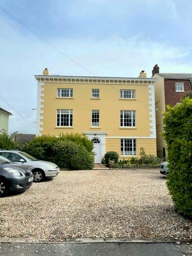 2 Bedroom Apartment To Rent In Redgate House, Upper Bognor Road, PO21