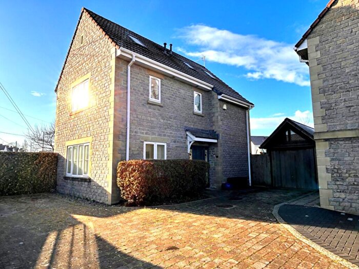 4 Bedroom Detached House For Sale In North Road, Winterbourne, Bristol, BS36