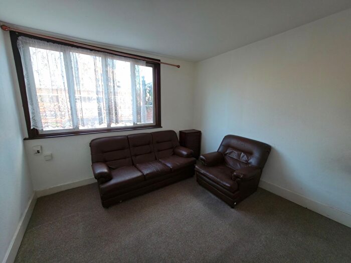 1 Bedroom Flat To Rent In Hackney Road, Hackney, Bethnal Green Whitechapel, E3