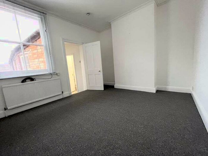 1 Bedroom Property To Rent In Cheddon Road, Taunton, TA2