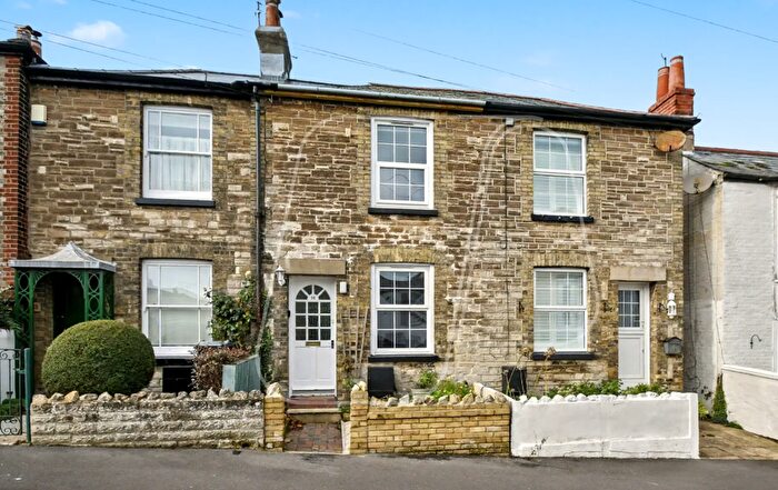 2 Bedroom Terraced House To Rent In Nelson Place, Ryde, PO33