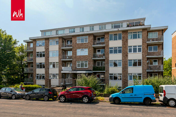 2 Bedroom Flat For Sale In Holland Road, Hove, BN3