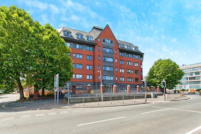 1 Bedroom Flat For Sale In Wellington Street, Slough, SL1