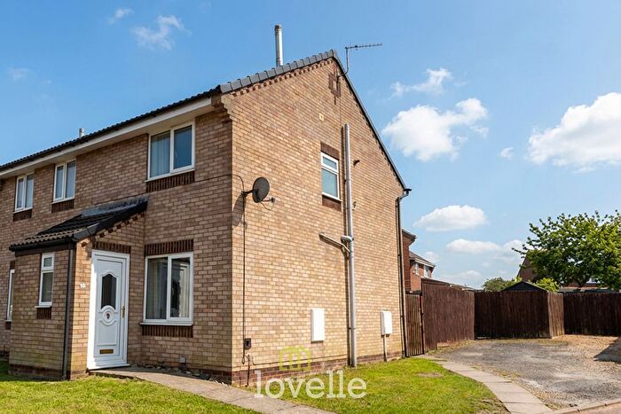 2 Bedroom Semi-Detached House For Sale In Orion Way, Grimsby, DN34