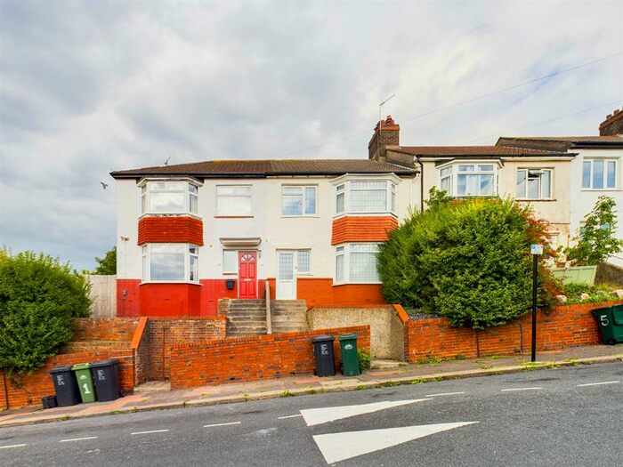 4 Bedroom End Of Terrace House To Rent In Crayford Road, Brighton, BN2
