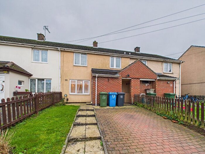 3 Bedroom Terraced House To Rent In , Lundy Avenue, Corby, NN18