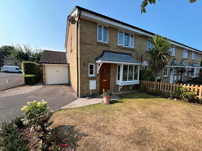 3 Bedroom Semi-Detached House To Rent In Hart Close, New Milton, Hampshire., BH25