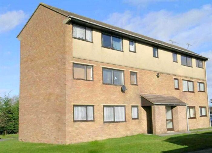 1 Bedroom Flat To Rent In Copse Avenue, Swindon, SN1