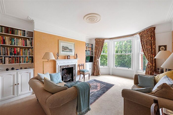 2 Bedroom Flat For Sale In Kenilworth Court, Lower Richmond Road, London, SW15