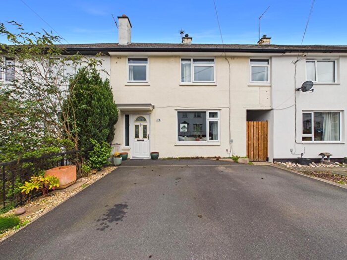 4 Bedroom Terraced House For Sale In Lingmoor Way, Carlisle, CA1