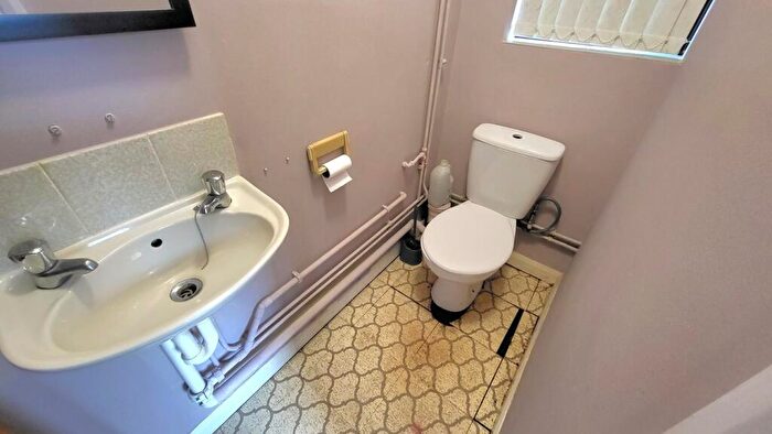 3 Bedroom Detached House For Sale In Lavington Grange, Peterborough, PE1