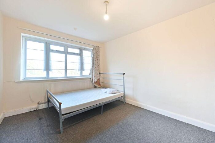 2 Bedroom Flat For Sale In Stanley Avenue, Alperton, Wembley, HA0