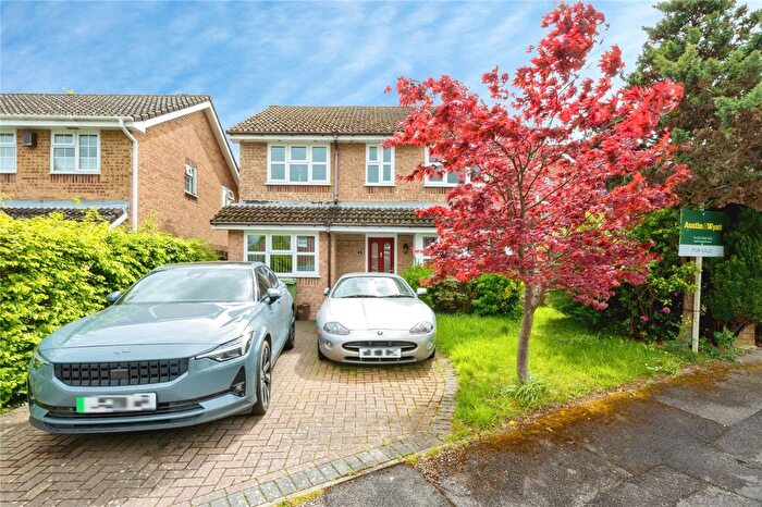 4 Bedroom Detached House For Sale In Kenilworth Gardens, West End, Southampton, SO30