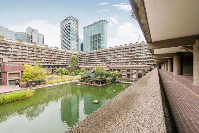 2 Bedroom Flat To Rent In Barbican, Willoughby House, EC2Y
