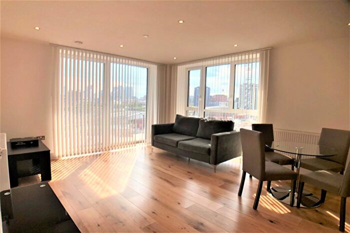 2 Bedroom Apartment To Rent In Thanet Tower, E16