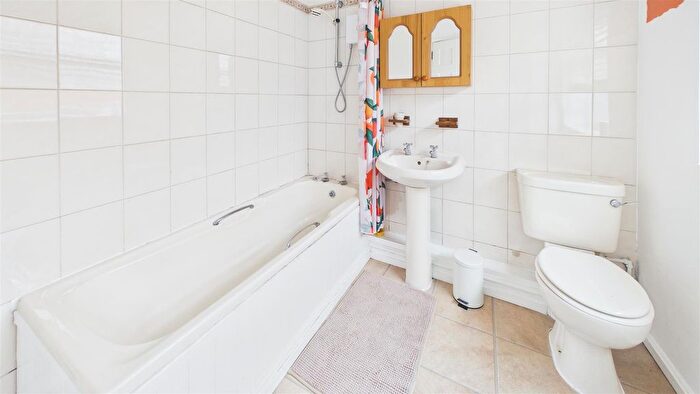 2 Bedroom Terraced House For Sale In New England, Halesowen, B62