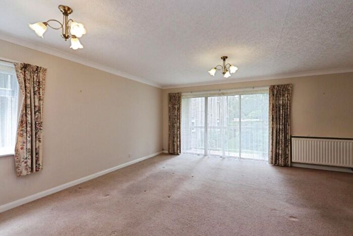 2 Bedroom Flat For Sale In Endcliffe Vale Road, Sheffield, S10