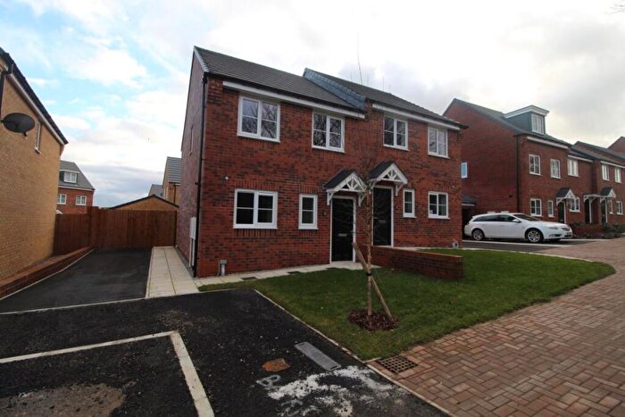 3 Bedroom Semi-Detached House To Rent In Danesly Close, Peterlee, Durham, SR8