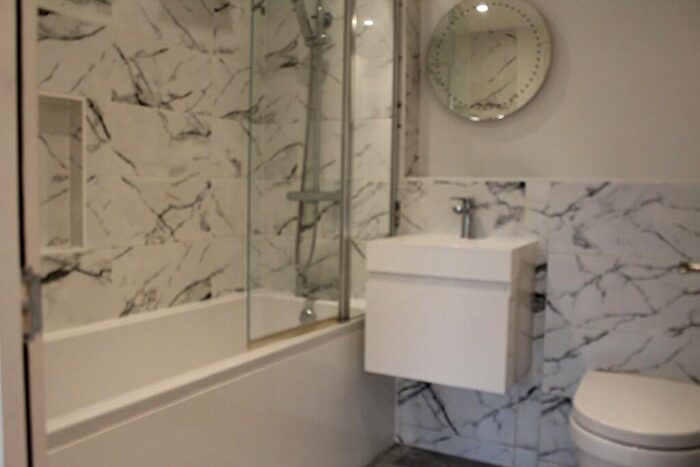 1 Bedroom Flat To Rent In Miltons Yard, Petworth Road, Godalming, Surrey, GU8