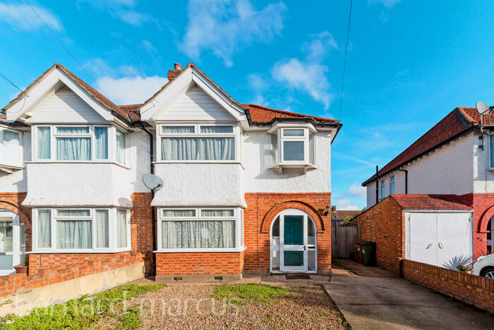 3 Bedroom Semi-Detached House To Rent In Ash Road, Sutton, SM3