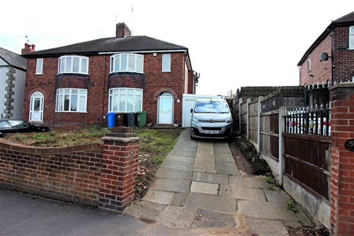 3 Bedroom Semi-Detached House To Rent In Woodhouse Lane, Beighton, Sheffield, S20