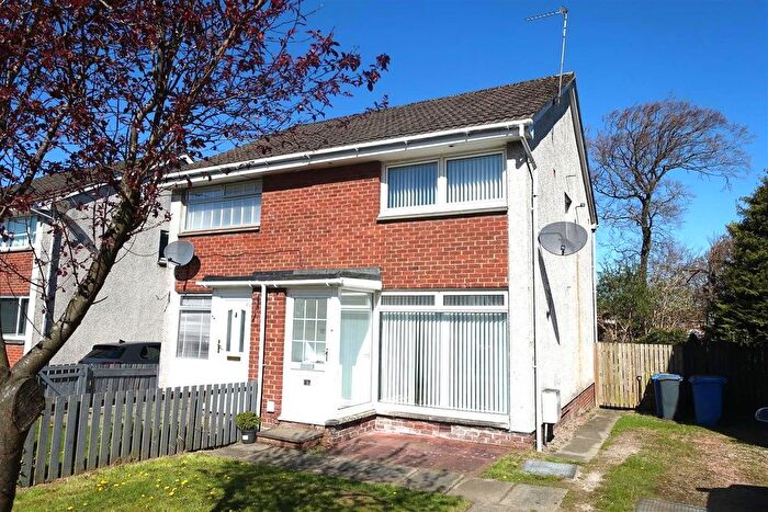 2 Bedroom Property For Sale In Glenburn Gardens, Whitburn, Bathgate, EH47