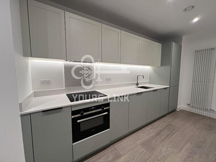 1 Bedroom Apartment To Rent In Ellipse House, Eden Place, London, E16