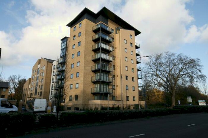 2 Bedroom Apartment To Rent In Woking, GU21