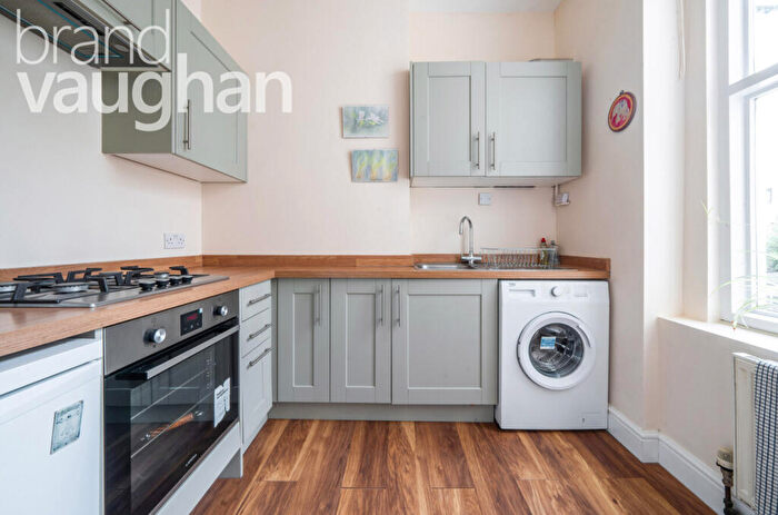 1 Bedroom Flat To Rent In York Road, Hove, East Sussex, BN3