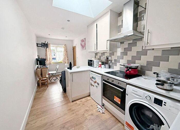 1 Bedroom Property To Rent In Northumberland Road, Harrow, HA2