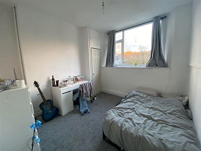 1 Bedroom Semi-Detached House To Rent In Broadway Treforest, Pontypridd, CF37